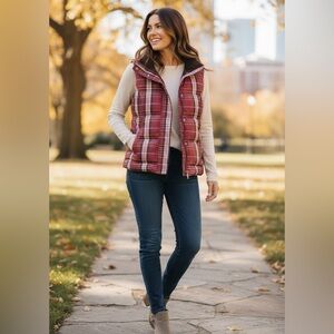 Eddie Bauer Women’s Goose Down Red/Brown Plaid Quilted Puffer Vest Large